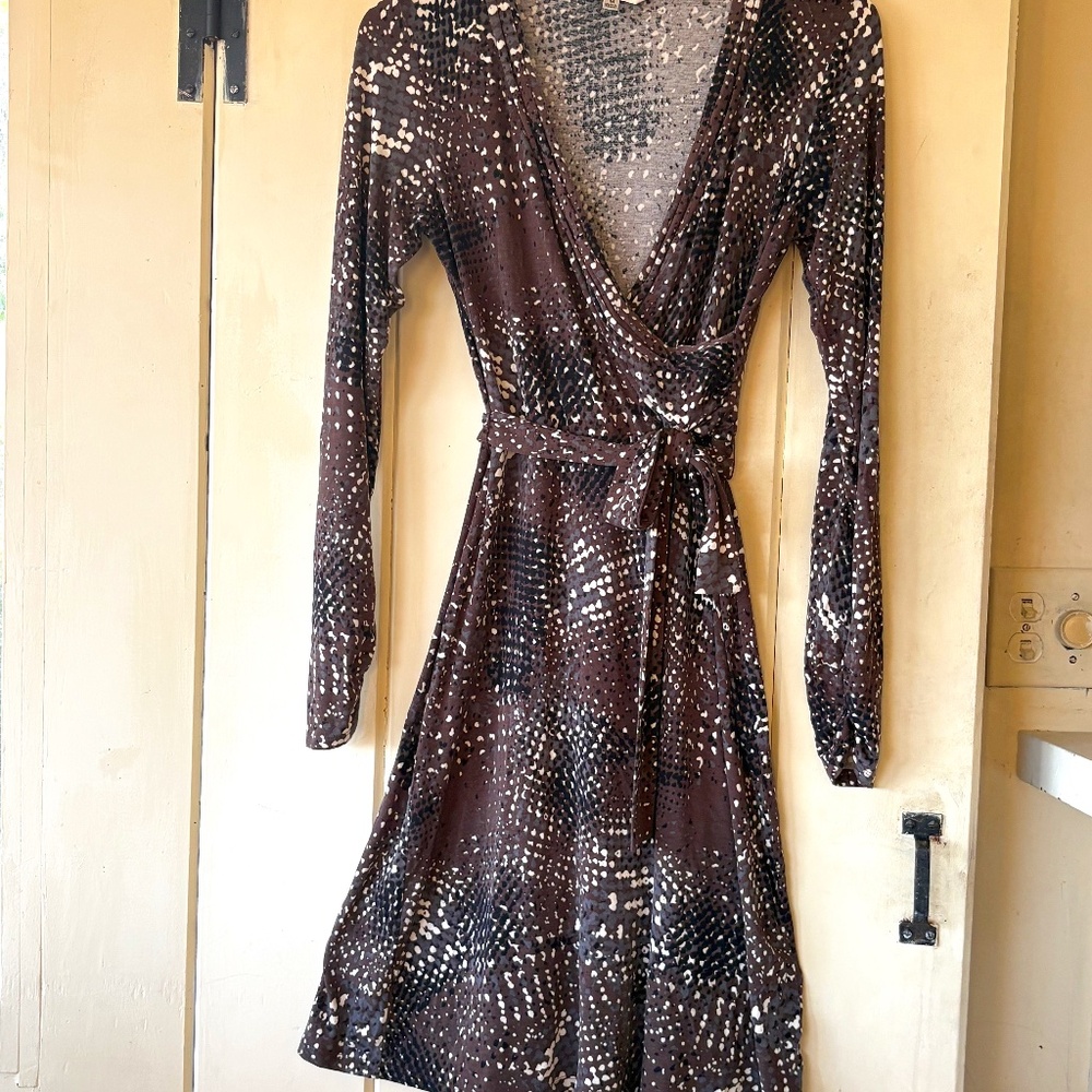 Cabi jersey knit dress , size M, multi color brown , black, white pattern